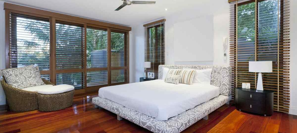 https://seufzerweg24.de/wp-content/uploads/2016/05/details-gallery-bedroom-1-1200x540.jpg